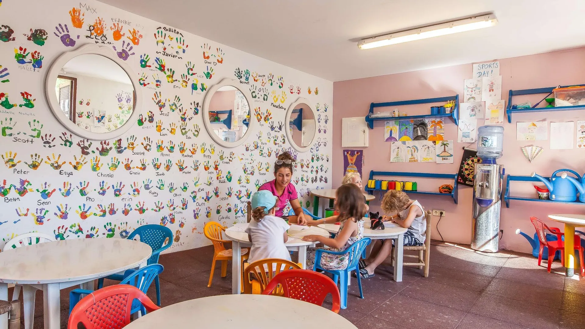Fergus Style Cala Blanca Suites Санта-Понса Испания
