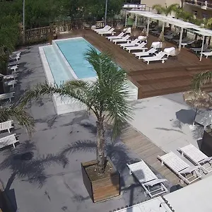 https://palas-pineda.top-hotels-tarragona.com